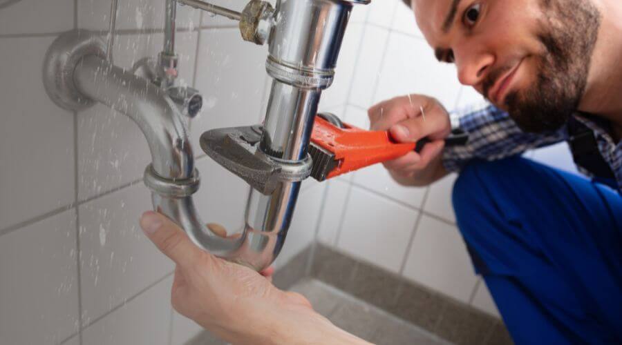 Professional same day plumber services in Goetzville, MI